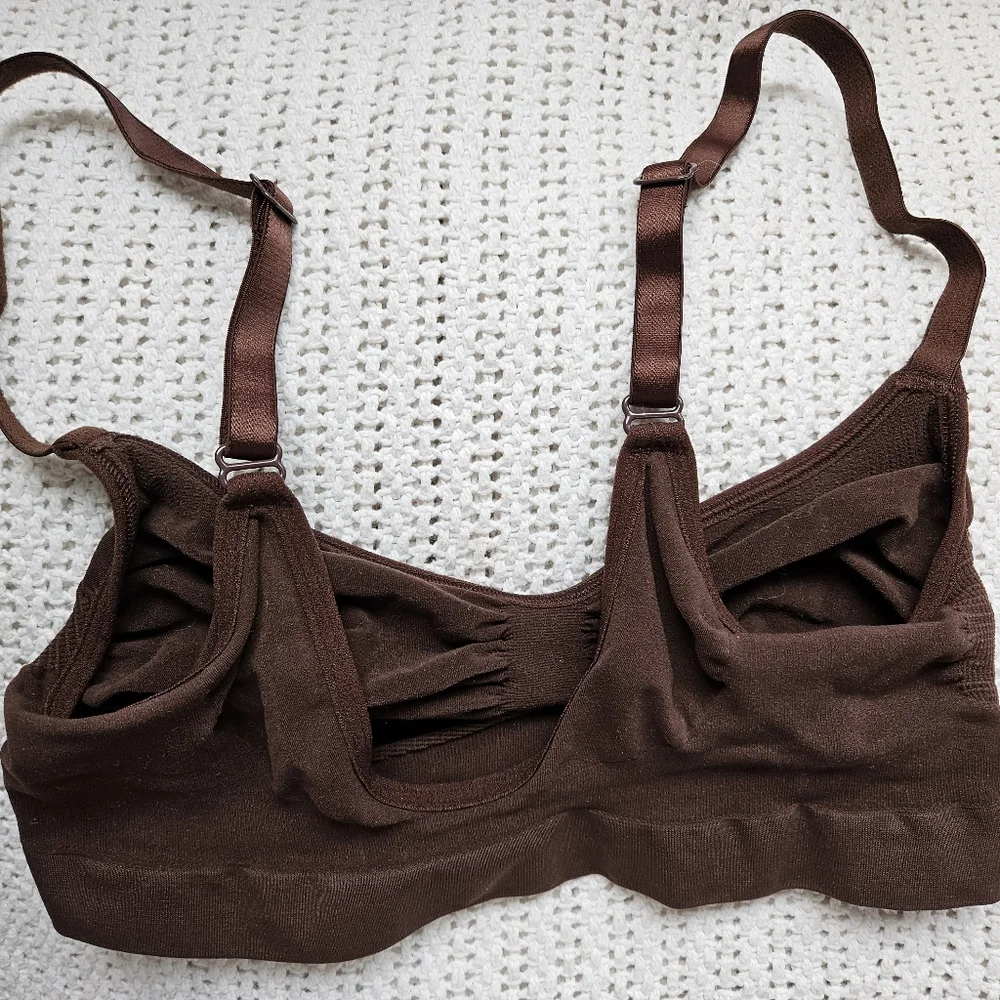 4 Skims Bralettes - Picture 2 of 12